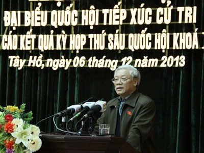 Le secrétaire général Nguyen Phu Trong rencontre des électeurs de Tay Ho - ảnh 1